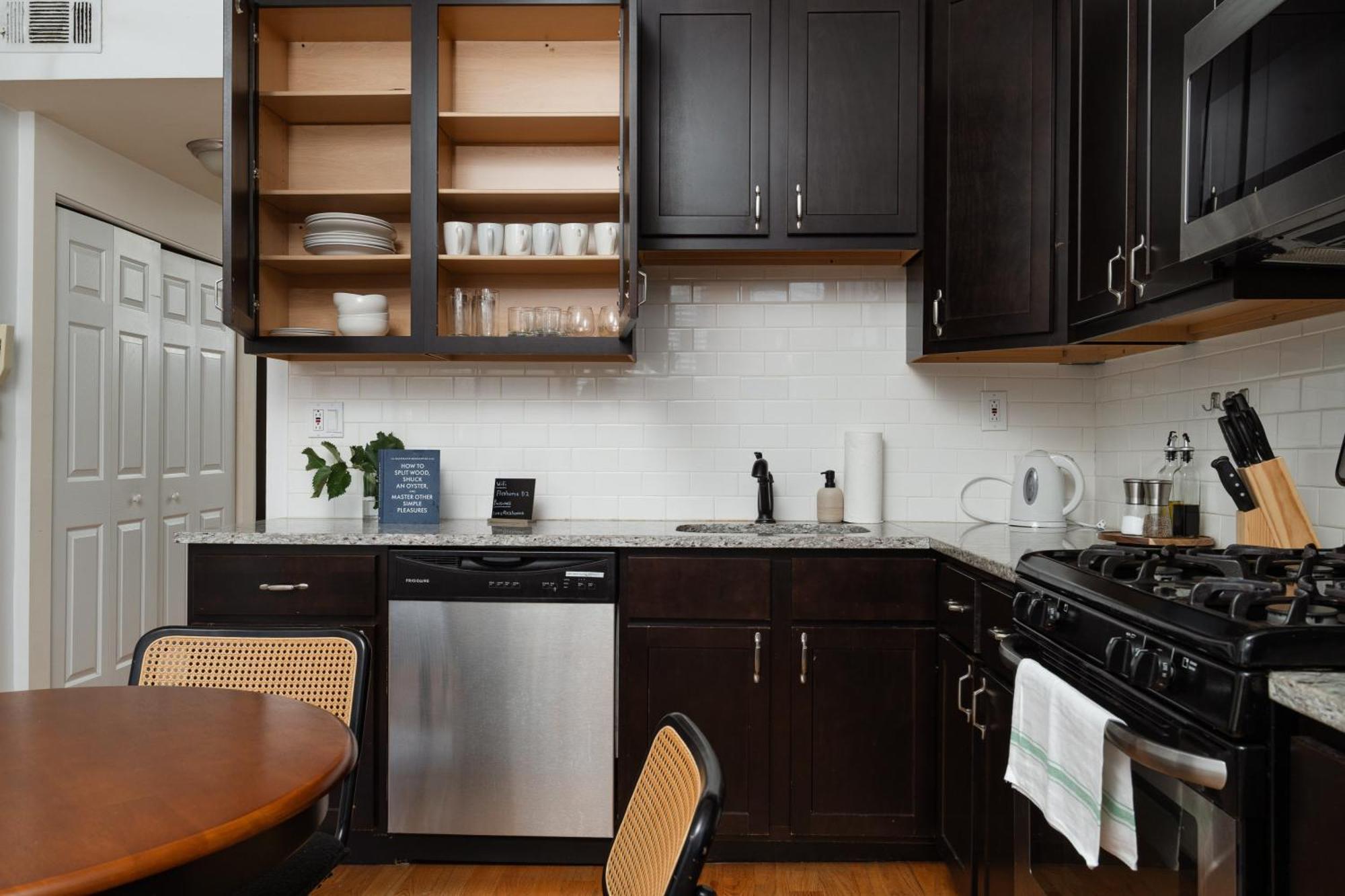 Ukrainian Village 2Br Modern Apartment D2 Чикаго Екстериор снимка